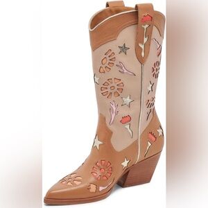 NWOT Dolce Vita Lassie western boot